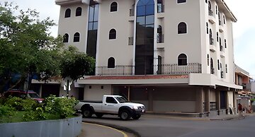 Alajuela Backpackers Airport Hostel