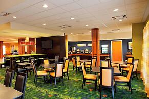 Fairfield Inn & Suites by Marriott Toronto Mississauga