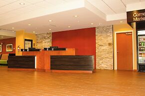 Fairfield Inn & Suites by Marriott Toronto Mississauga