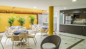 Hotel Regency Suites La Feria