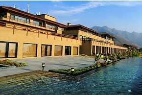 Taj Dal View Srinagar