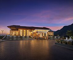 Taj Dal View Srinagar