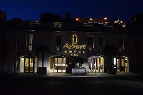 Melqart Hotel