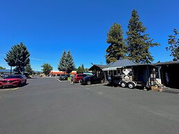 Cascade Lodge