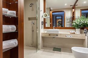 Hotel SPA Dr Irena Eris Krynica Zdrój 12+