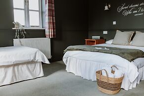 The Lugger Inn