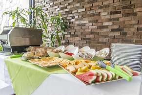 Travelodge by Wyndham Trois-Rivieres