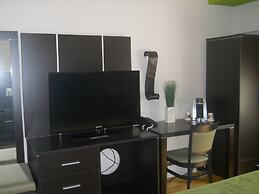 Travelodge by Wyndham Trois-Rivieres