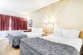 Travelodge by Wyndham Trois-Rivieres