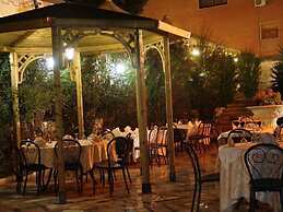 Hori Balconata 2.0 Banqueting & Accommodations