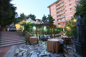 Hori Balconata 2.0 Banqueting & Accommodations