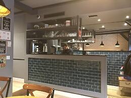 Hotel Jakaranda Istanbul