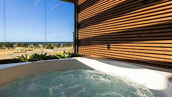 Santa's Resort & Spa Hotel Sani