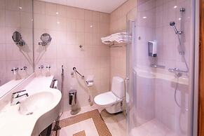 Santa's Resort & Spa Hotel Sani