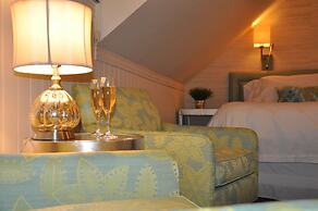 Peter Shields Inn & Restaurant