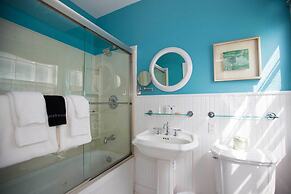 Peter Shields Inn & Restaurant