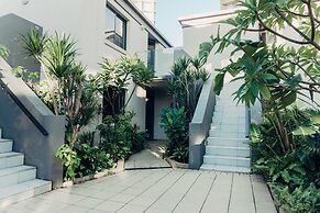 Burleigh Palms Holiday Apartments