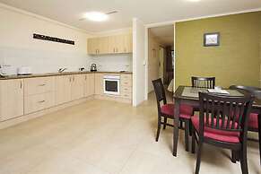 Burleigh Palms Holiday Apartments