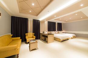 Reborn Suwon Silkroad Hotel