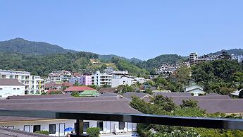 Green Harbor Hotel & Service Apartment