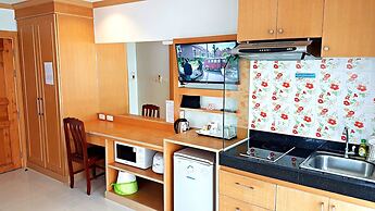 Green Harbor Hotel & Service Apartment