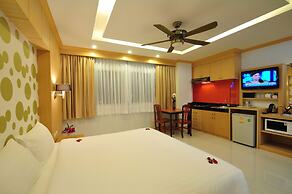 Green Harbor Hotel & Service Apartment