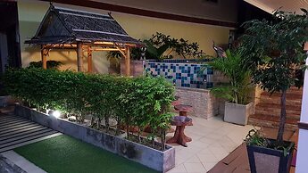 Green Harbor Hotel & Service Apartment