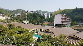 Green Harbor Hotel & Service Apartment