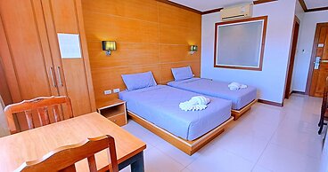 Green Harbor Hotel & Service Apartment