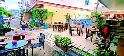 Green Harbor Hotel & Service Apartment