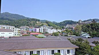 Green Harbor Hotel & Service Apartment