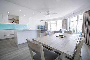 Burleigh Surf Apartments