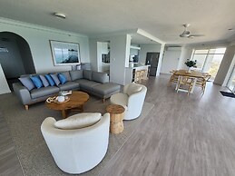 Burleigh Surf Apartments