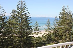 Burleigh Surf Apartments