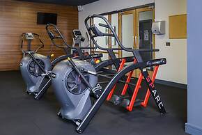 The Manor West Hotel & Leisure Club