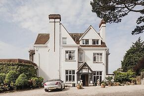 Merchants Manor