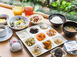 Nishitetsu Resort Inn Naha