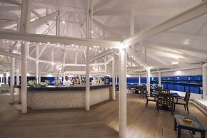 Diamonds Thudufushi Maldives Resort & Spa