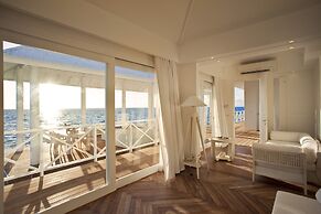 Diamonds Thudufushi Maldives Resort & Spa