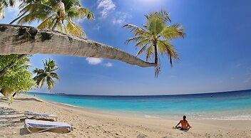 Diamonds Thudufushi Maldives Resort & Spa