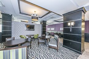 Holiday Inn Express Hotel & Suites Charleston Arpt-Conv Ctr by IHG