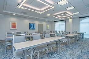 Holiday Inn Express Hotel & Suites Charleston Arpt-Conv Ctr by IHG