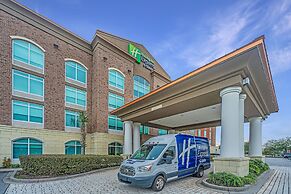 Holiday Inn Express Hotel & Suites Charleston Arpt-Conv Ctr by IHG