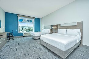 Holiday Inn Express Hotel & Suites Charleston Arpt-Conv Ctr by IHG
