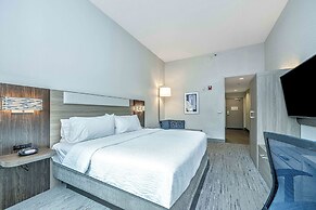 Holiday Inn Express Hotel & Suites Charleston Arpt-Conv Ctr by IHG