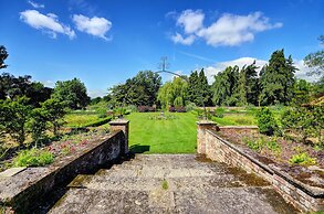 Lifehouse Spa & Hotel