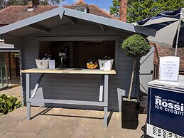 Lifehouse Spa & Hotel