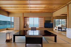 Shiraraso Grand Hotel