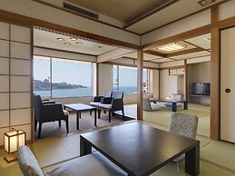 Shiraraso Grand Hotel