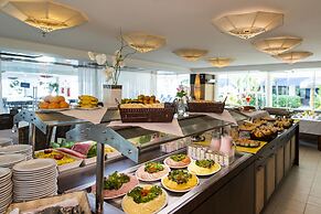 Coral Plaza Apart Hotel